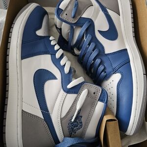 Jordan One High Nike Men's Blue and White Sneakers